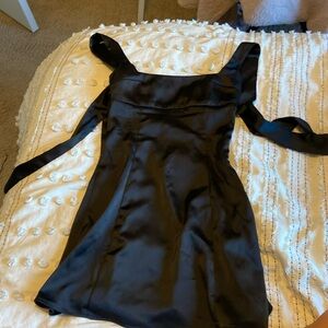 URBAN OUTFITTERS black satin mini dress with bow details